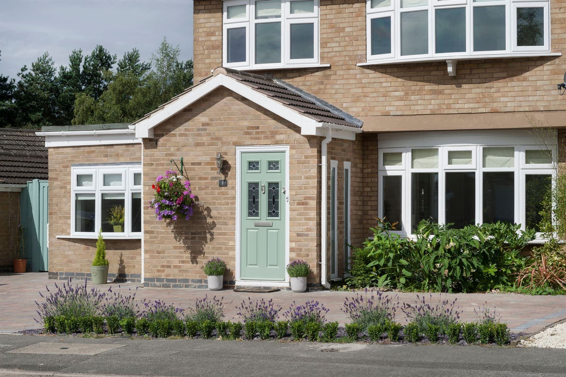Portavelle Thurloe composite front door in Chartwell Green