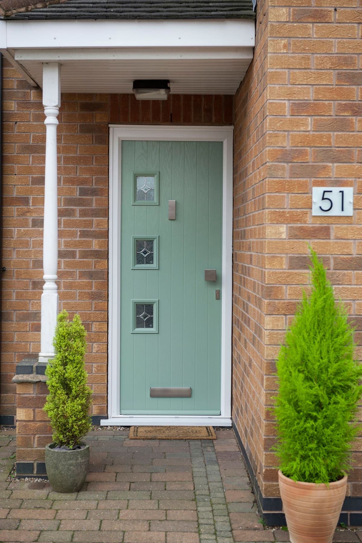 Portavelle Linley composite front door in Chartwell Green